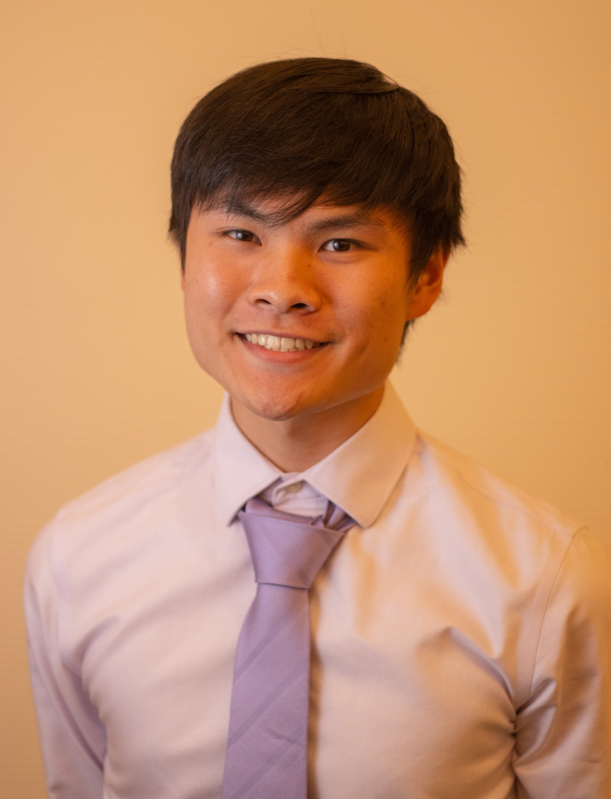 Headshot of Ethan Wang